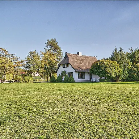 Reetdachhaus Mit Grossem Garten Und Kamin Marlow Exterior photo